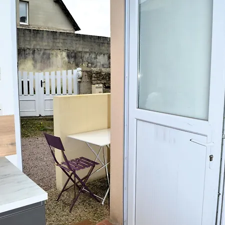 Chez Fabienne, Maison Avec Petite Terrasse Privee *